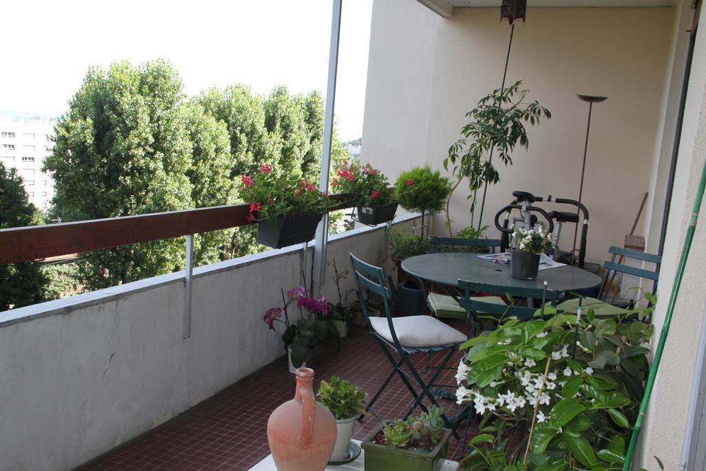 Les Hauts De Perrache Bed & Breakfast แซงต์-ฟัว-เลส์-ลิยง ภายนอก รูปภาพ